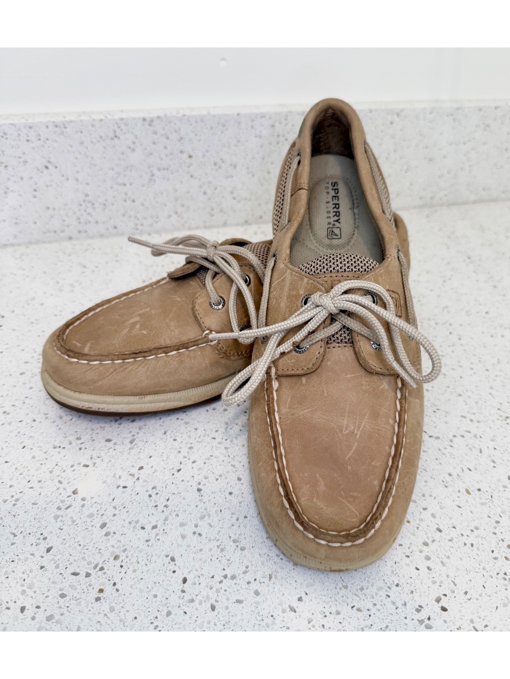 Sperry Women’s Tan Leather Boat Shoes Size 6